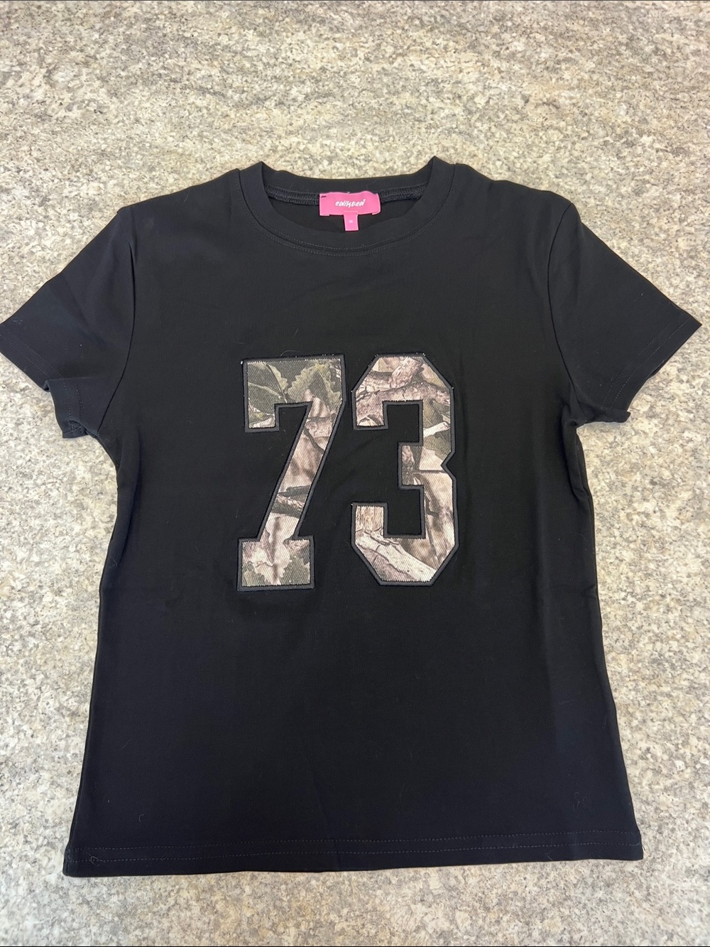 Black 73 tee shirt size M new without tags